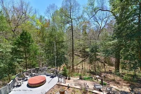 325 Burns Ln, Williamsburg, VA 23185 photo 10