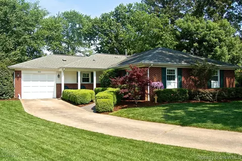 502 White Hall Cir, Hampton, VA 23669 photo 1