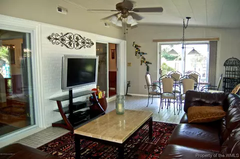 502 White Hall Cir, Hampton, VA 23669 photo 17