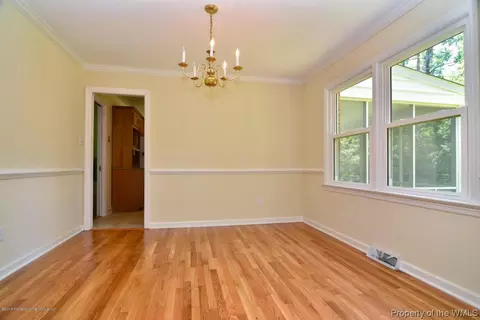 257 E Queens Dr, Williamsburg, VA 23185 photo 7