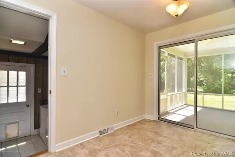 257 E Queens Dr, Williamsburg, VA 23185 photo 12