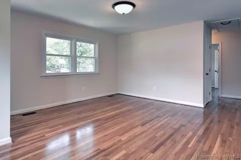 6 Gregson Ct, Hampton, VA 23666 photo 9
