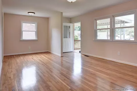 6 Gregson Ct, Hampton, VA 23666 photo 10