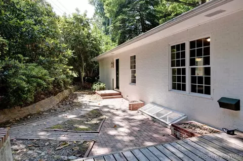 712 Powell St, Williamsburg, VA 23185 photo 3