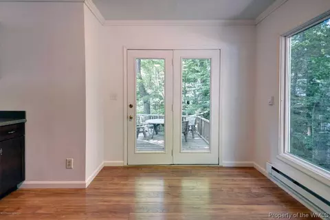 712 Powell St, Williamsburg, VA 23185 photo 11