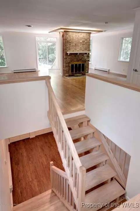 712 Powell St, Williamsburg, VA 23185 photo 17