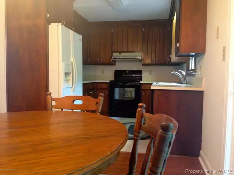 105 Patrick Henry Dr, Williamsburg, VA 23185 photo 11