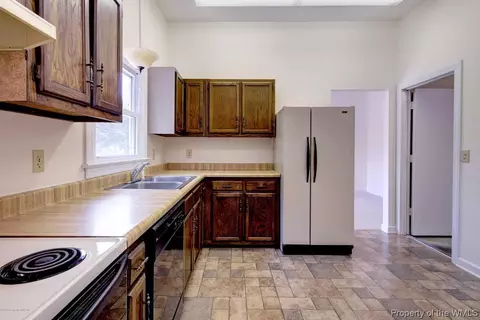 79 Santa Barbara Dr, Hampton, VA 23666 photo 12
