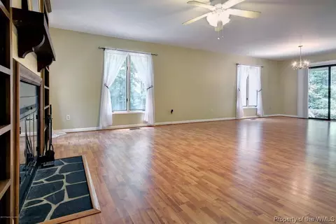 106 Fall E, Williamsburg, VA 23188 photo 8