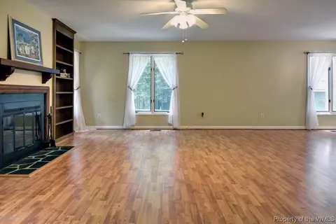 106 Fall E, Williamsburg, VA 23188 photo 5