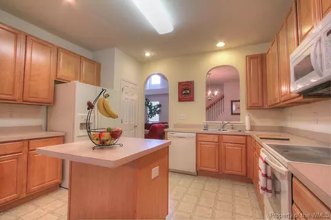 4425 Eaglebrook Dr, Williamsburg, VA 23188 photo 2