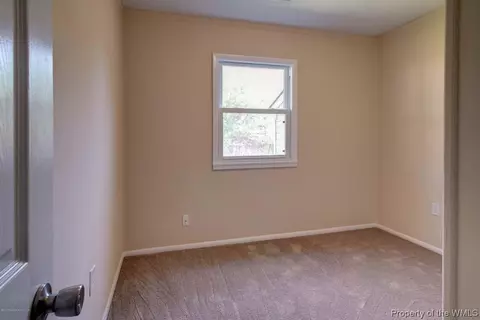 1907 Somerville Dr, Hampton, VA 23663 photo 11