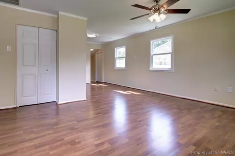 1907 Somerville Dr, Hampton, VA 23663 photo 5
