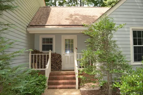 106 Addingtons, Williamsburg, VA 23188 photo 3