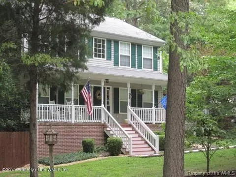 8466 Kitchener Dr, Gloucester, VA 23061 photo 2