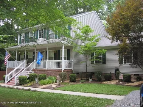 8466 Kitchener Dr, Gloucester, VA 23061 photo 1