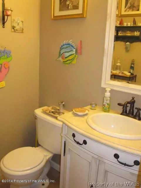 8466 Kitchener Dr, Gloucester, VA 23061 photo 13