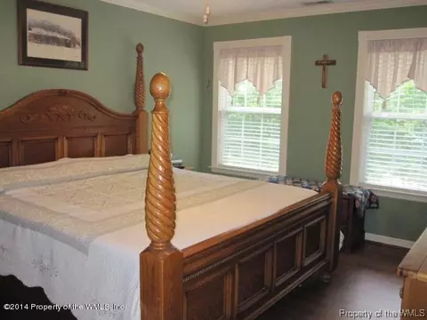 8466 Kitchener Dr, Gloucester, VA 23061 photo 14