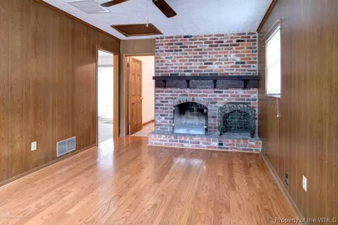 51 Azalea Dr, Hampton, VA 23669 photo 10