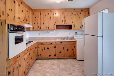51 Azalea Dr, Hampton, VA 23669 photo 7