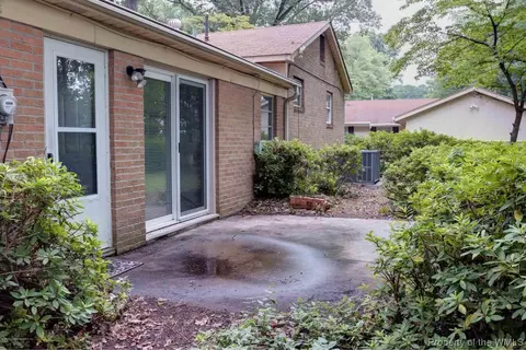 51 Azalea Dr, Hampton, VA 23669 photo 18
