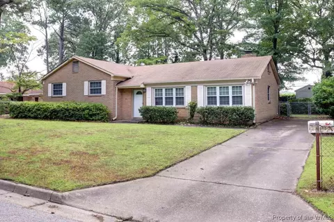 51 Azalea Dr, Hampton, VA 23669 photo 2