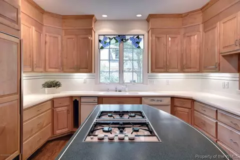 236 Yorkshire Dr, Williamsburg, VA 23185 photo 14
