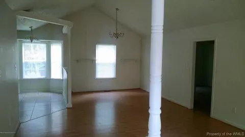 1124 W Riverside Dr, Lanexa, VA 23089 photo 4