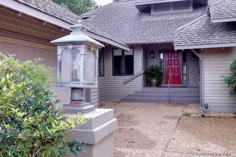 401 Frances Thacker, Williamsburg, VA 23185 photo 2