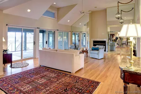 401 Frances Thacker, Williamsburg, VA 23185 photo 5
