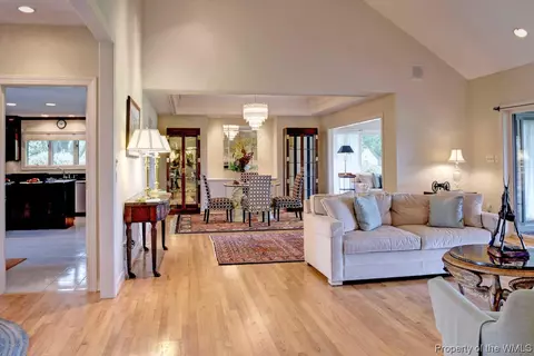 401 Frances Thacker, Williamsburg, VA 23185 photo 9