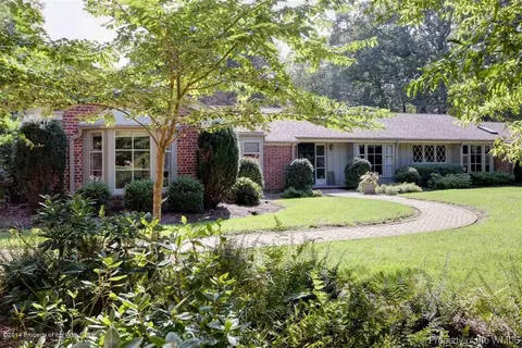 130 Berkeley Ln, Williamsburg, VA 23185 photo 1