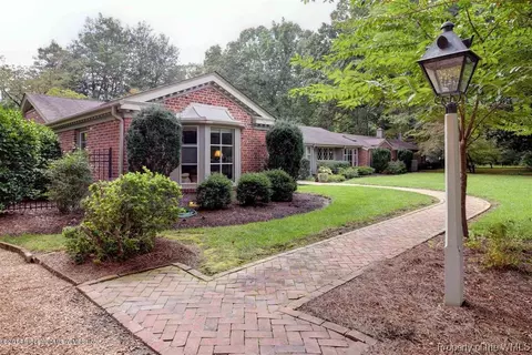130 Berkeley Ln, Williamsburg, VA 23185 photo 3