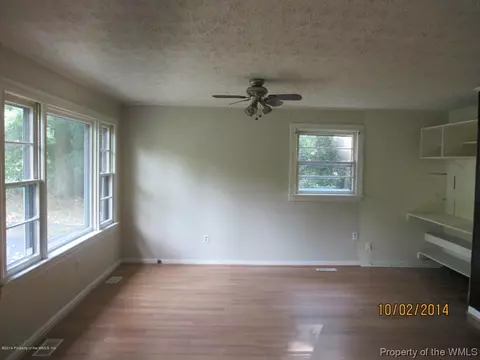 5010 Laurel Ln, Lanexa, VA 23089 photo 3