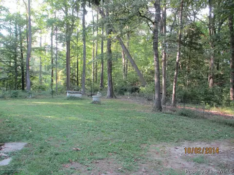 5010 Laurel Ln, Lanexa, VA 23089 photo 10