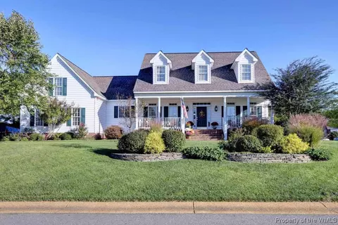 3700 Amendment Ct, Williamsburg, VA 23188 photo 2