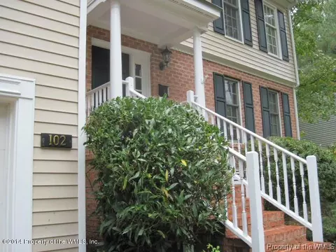 102 Patrick Henry Dr, Williamsburg, VA 23185 photo 2
