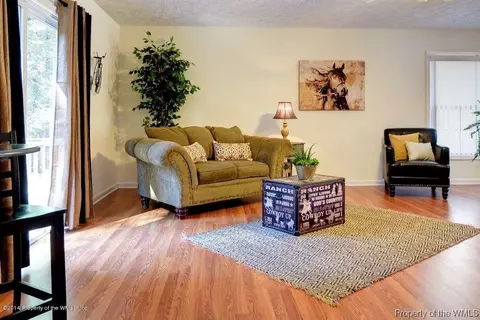 7201 Otey Dr, Lanexa, VA 23089 photo 5