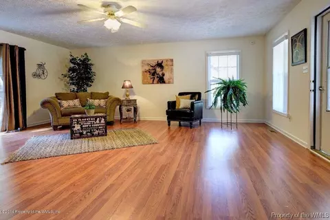 7201 Otey Dr, Lanexa, VA 23089 photo 4