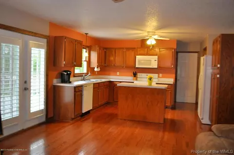 105 Nice Dr, Williamsburg, VA 23188 photo 5