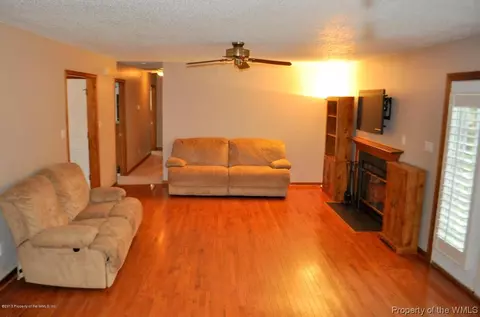 105 Nice Dr, Williamsburg, VA 23188 photo 8