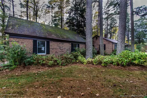 401 Riverside Dr, Lanexa, VA 23089 photo 3