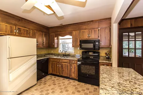 401 Riverside Dr, Lanexa, VA 23089 photo 16