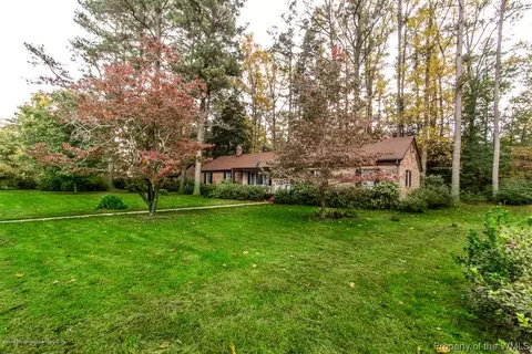 401 Riverside Dr, Lanexa, VA 23089 photo 1