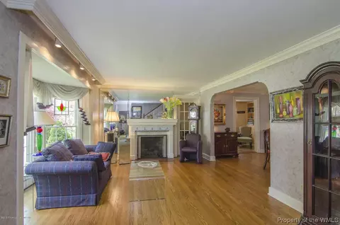 55 Hampton Roads Ave, Hampton, VA 23661 photo 3