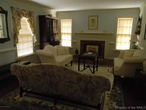 450 Tyler St, Williamsburg, VA 23185 photo 4