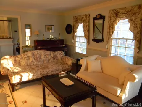 450 Tyler St, Williamsburg, VA 23185 photo 7