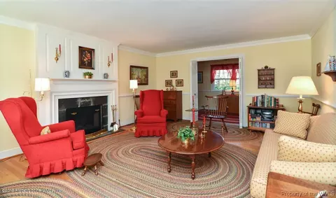 291 E Queens Dr, Williamsburg, VA 23185 photo 6