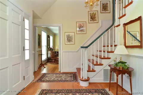 291 E Queens Dr, Williamsburg, VA 23185 photo 4