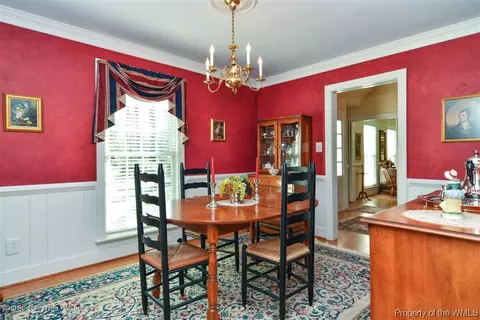 291 E Queens Dr, Williamsburg, VA 23185 photo 8